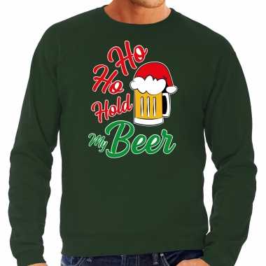 Grote maten ho ho hold my beer fout kersttrui / outfit groen voor man